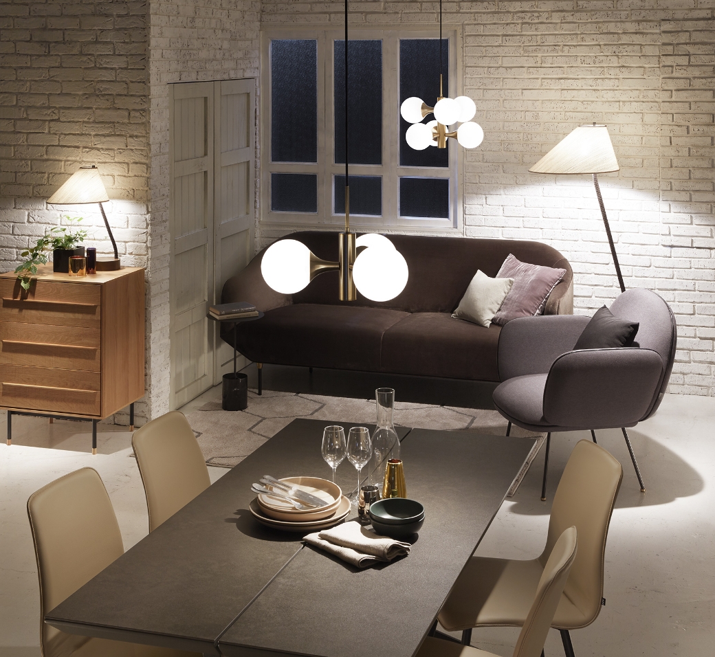 大塚家具の照明売り場