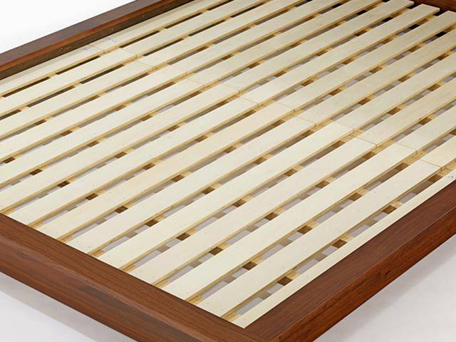 すのこ仕様ベッドフレーム