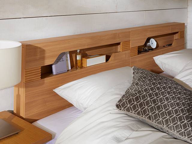 木製ベッドフレーム