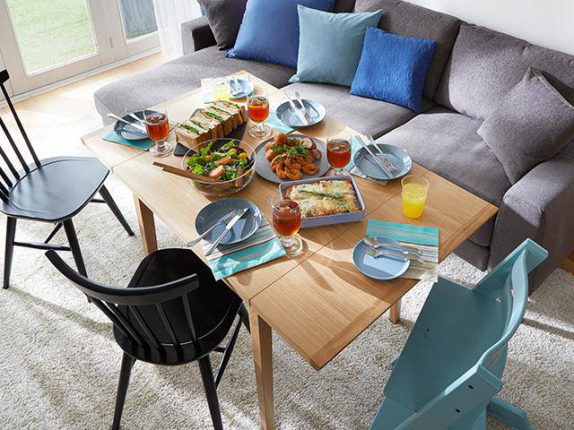 伸長式ダイニングテーブル