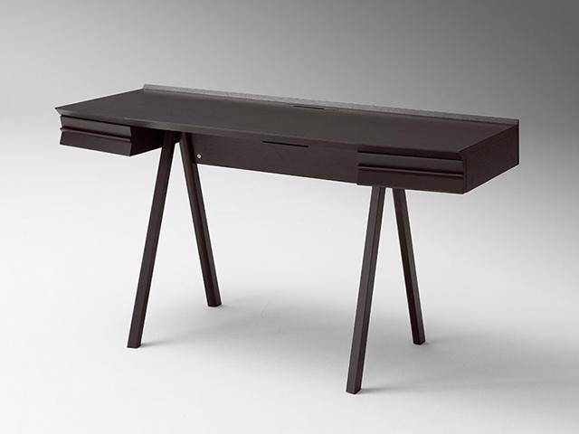 デスク「ナイン」幅135cm ナラ材ダークブラウン色