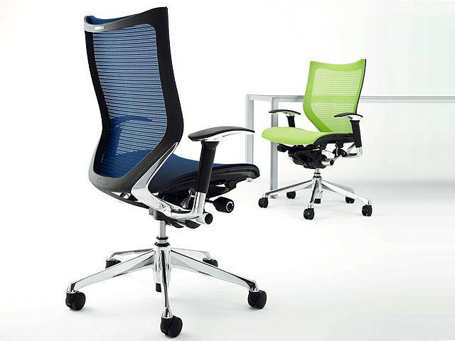 ヘッドレストなし