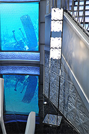 フロアスタンド