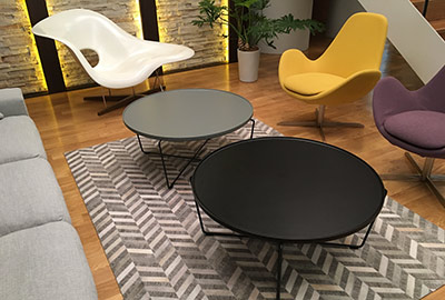 コーヒーテーブル「ケージ」