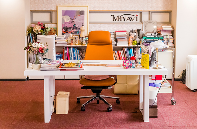 テーブル 「KAC-002」銅板ホワイト