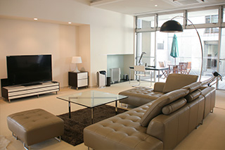 スペシャルドラマ「上流階級 ~富久丸百貨店外商部~」セット