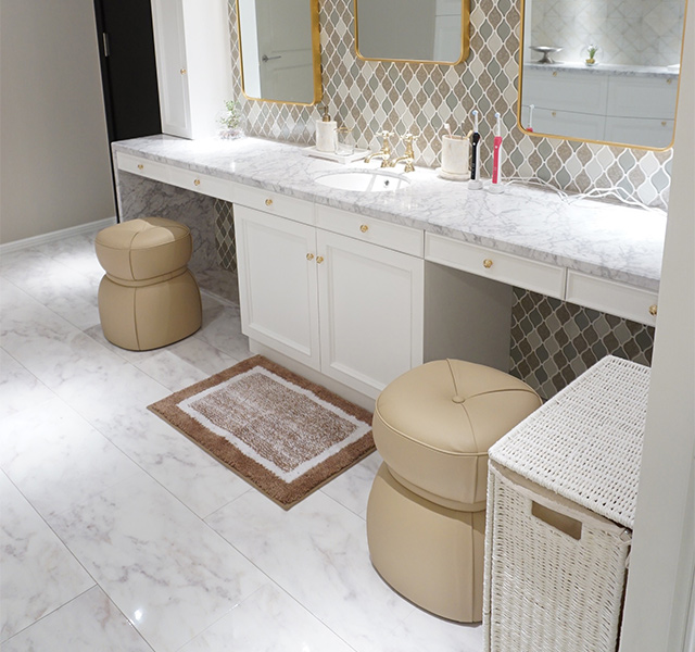 PoltronaFrau(ポルトローナ・フラウ)オットマン(小)「 レプリ」