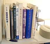 火曜ドラマ「まっしろ」セット