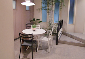 丸テーブル「ガーデン」