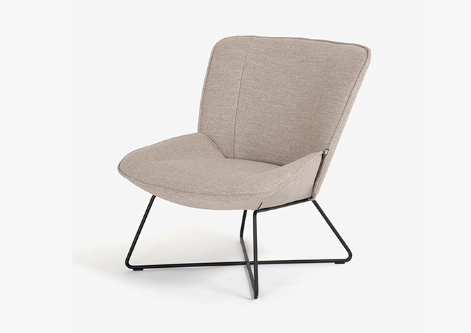 ベッドフレーム「ジオR」ブラウン色