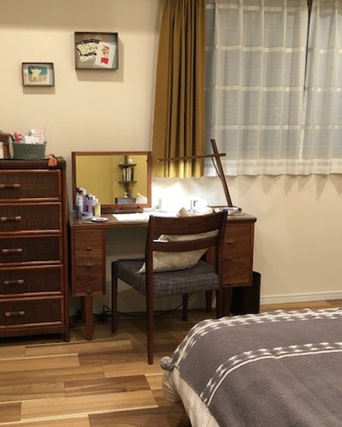 ドレッサーデスク「フラッグ」