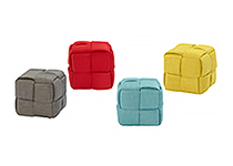 スツール「タクロー」