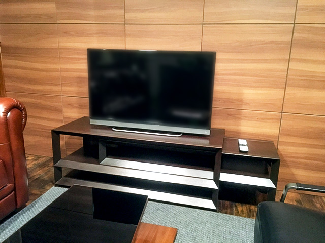 テレビボード「ウェッジE」