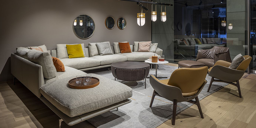 ポルトローナ・フラウ東京青山店内イメージ