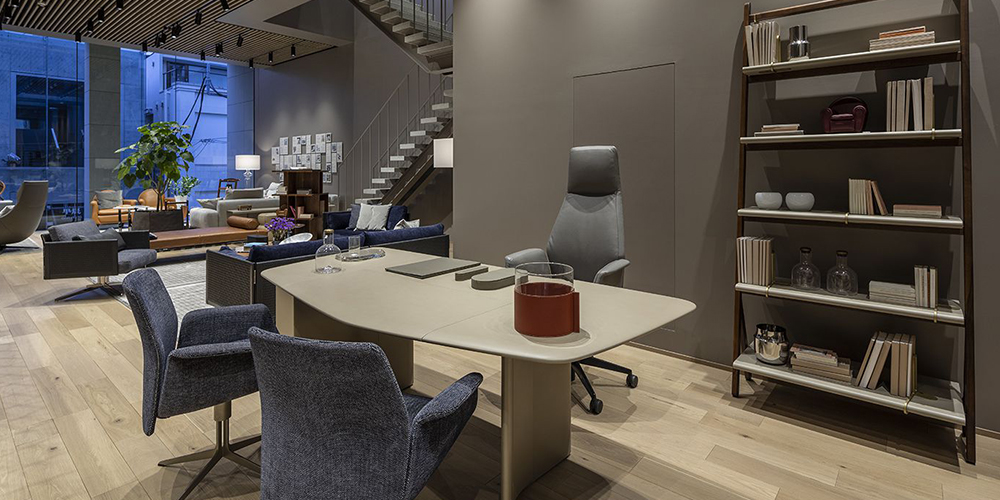 ポルトローナ・フラウ東京青山店内イメージ